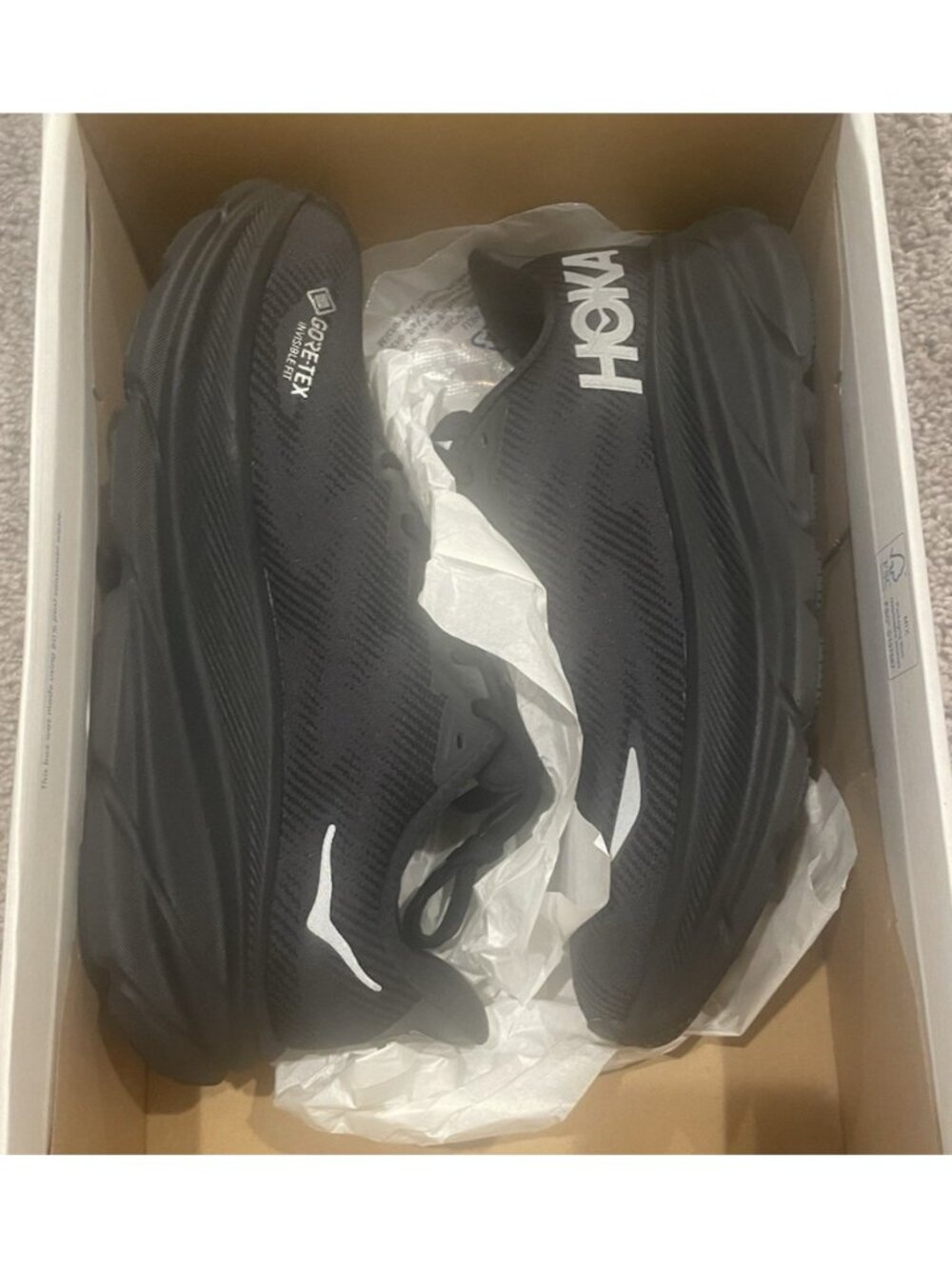 Hoka One One Clifton 9 GTX Women’s Size 10B Triple Black Running Athletic Shoes